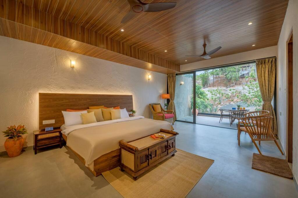 Saffronstays Sonnet Кополи Екстериор снимка