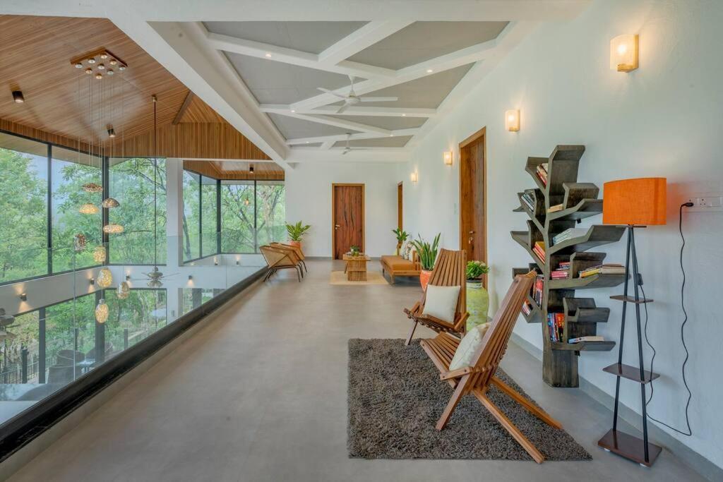Saffronstays Sonnet Кополи Екстериор снимка